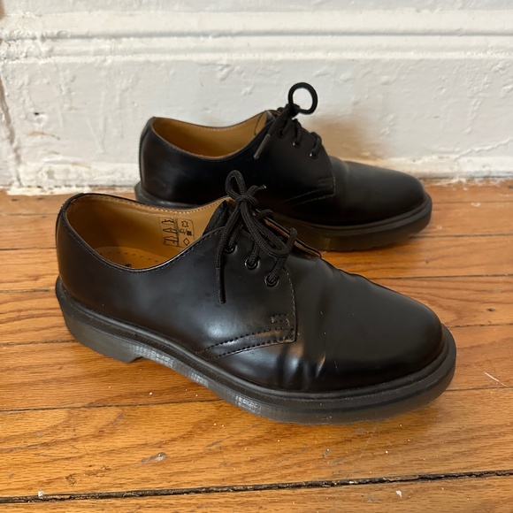 Rare Black Dr Martens low derbies / Oxford black leather monochrome - Picture 1 of 7